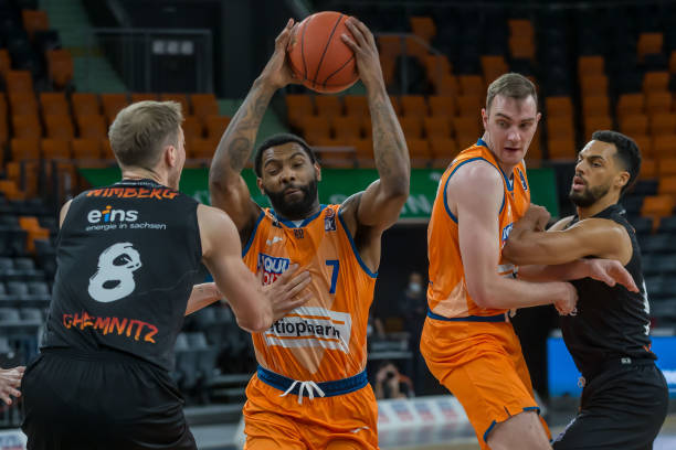 线比迈凯伦 线比迈凯伦