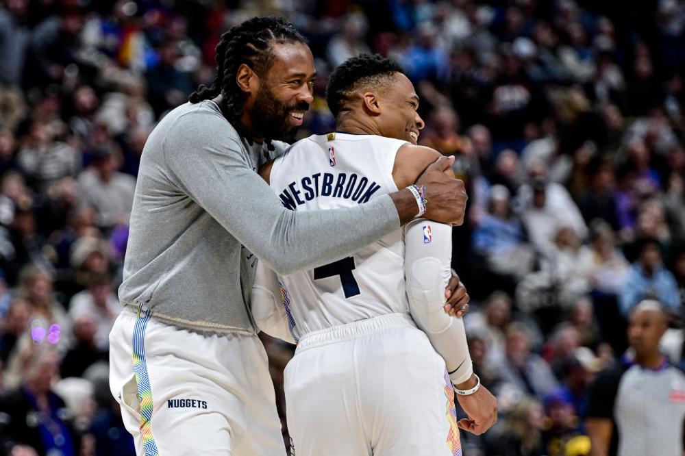 法蒂始终被 法蒂始终被